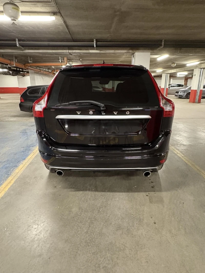 Volvo XC60 R Design, снимка 8 - Автомобили и джипове - 52788522