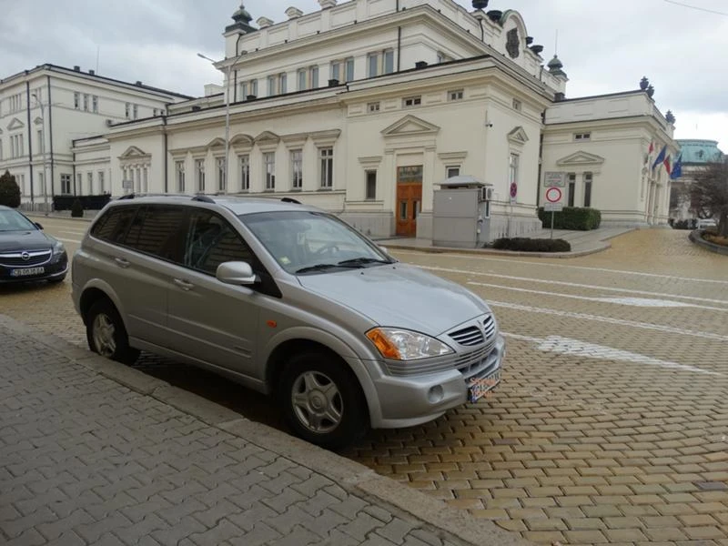 SsangYong Kyron, снимка 8 - Автомобили и джипове - 54108476