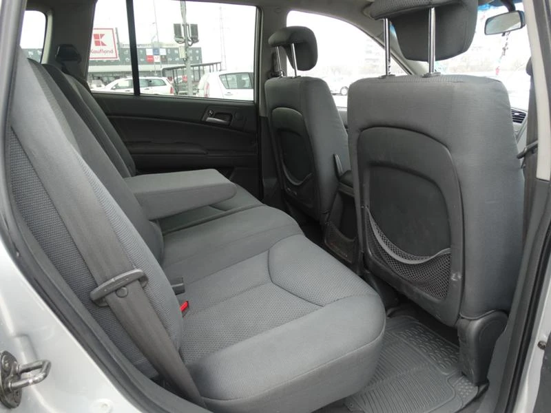 SsangYong Kyron, снимка 11 - Автомобили и джипове - 54108476