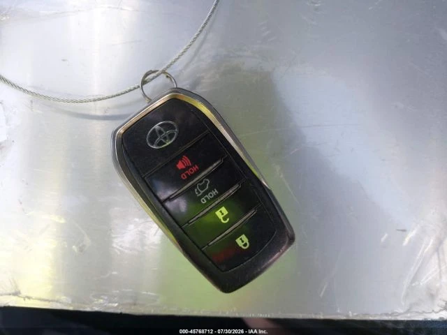 Toyota Land cruiser * LED* ПАНО* KEYLESS* Camera* ПОДГРЕВ* , снимка 10 - Автомобили и джипове - 55652669