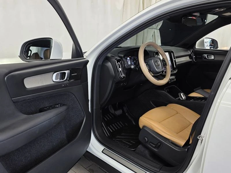 Volvo XC40 T4 Inscription| 190�.�.| ���.��������� | Mobile.bg � ����������� 10