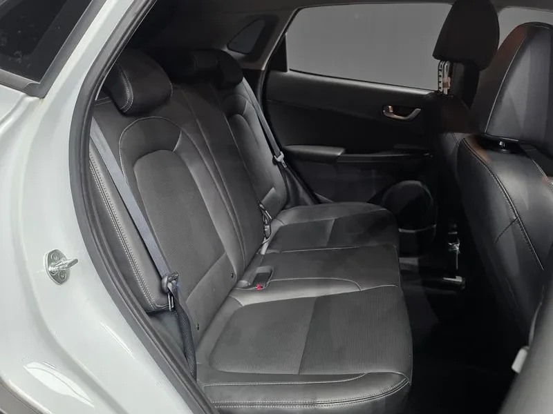 Hyundai Kona 1.6D - САМО 30% АВАНС, снимка 12 - Автомобили и джипове - 56028509