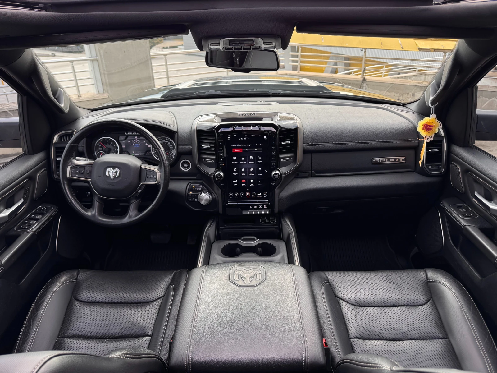 Dodge RAM 1500 - HEMI 5.7 - SPORT - NAVI - PANORAMA - 4x4 - - изображение 7