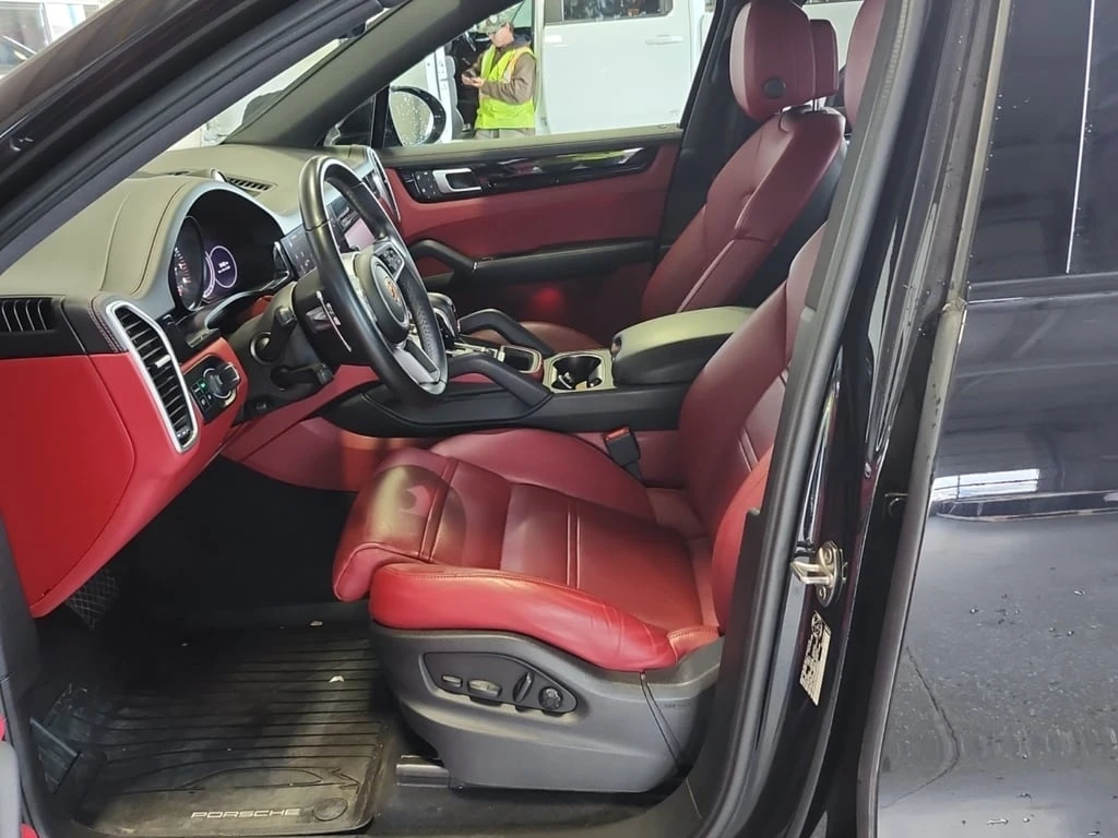 Porsche Cayenne * COUPE AWD * CARFAX * БЕЗ ПЪРВОНАЧАЛНА ВНОСКА - изображение 6