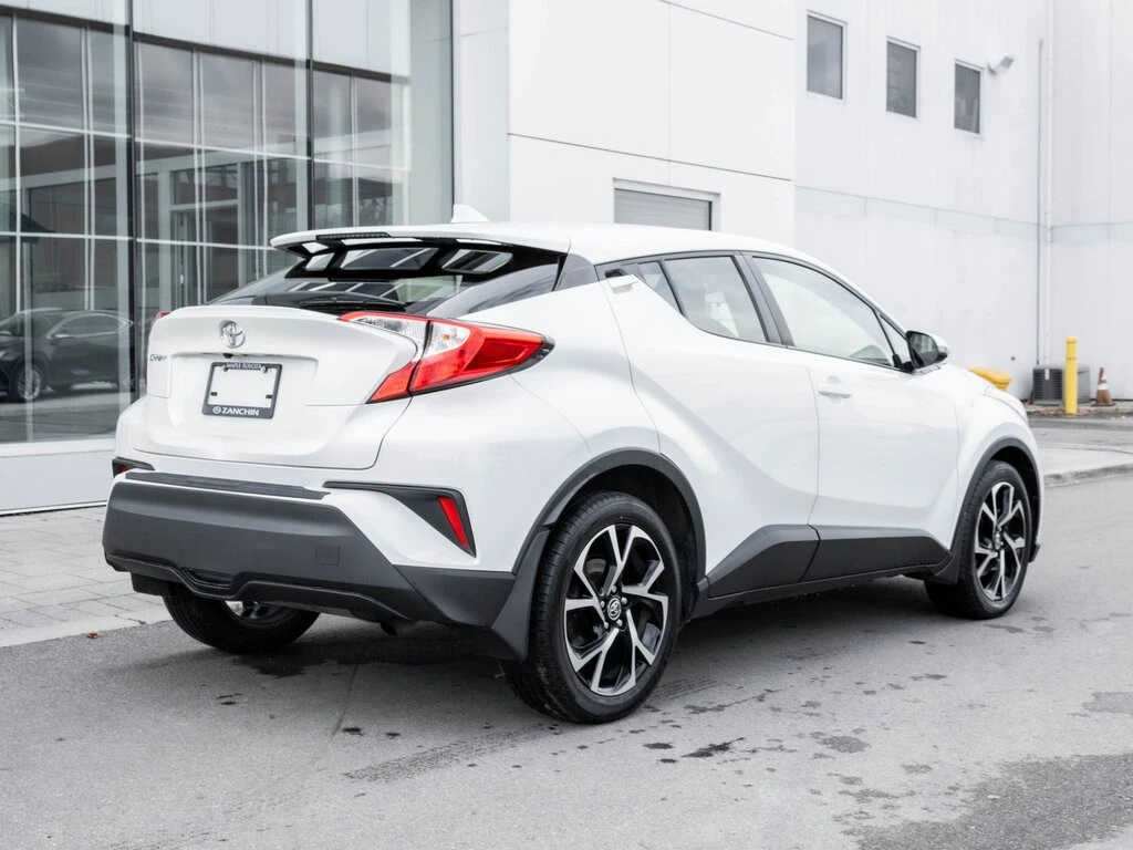 Toyota C-HR XLE PREMIUM * * CARFAX * * АВТО КРЕДИТ * *  - изображение 4
