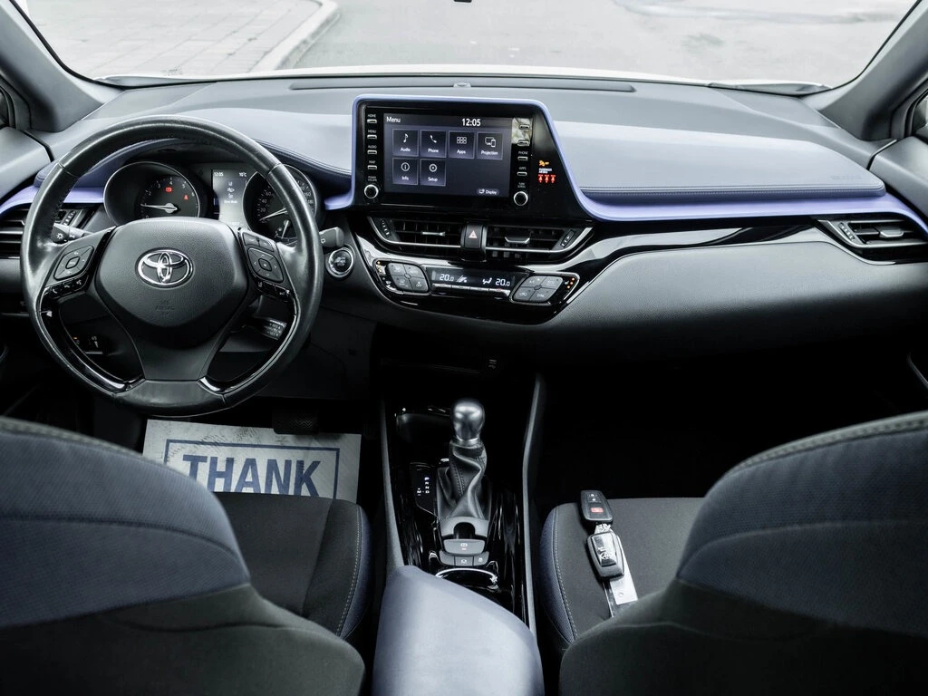 Toyota C-HR XLE PREMIUM * * CARFAX * * АВТО КРЕДИТ * *  - изображение 8