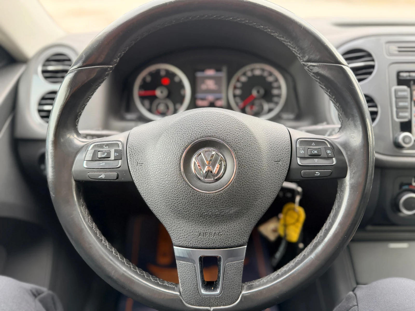 VW Tiguan 2.0TDI/Face//6 / | Mobile.bg   11