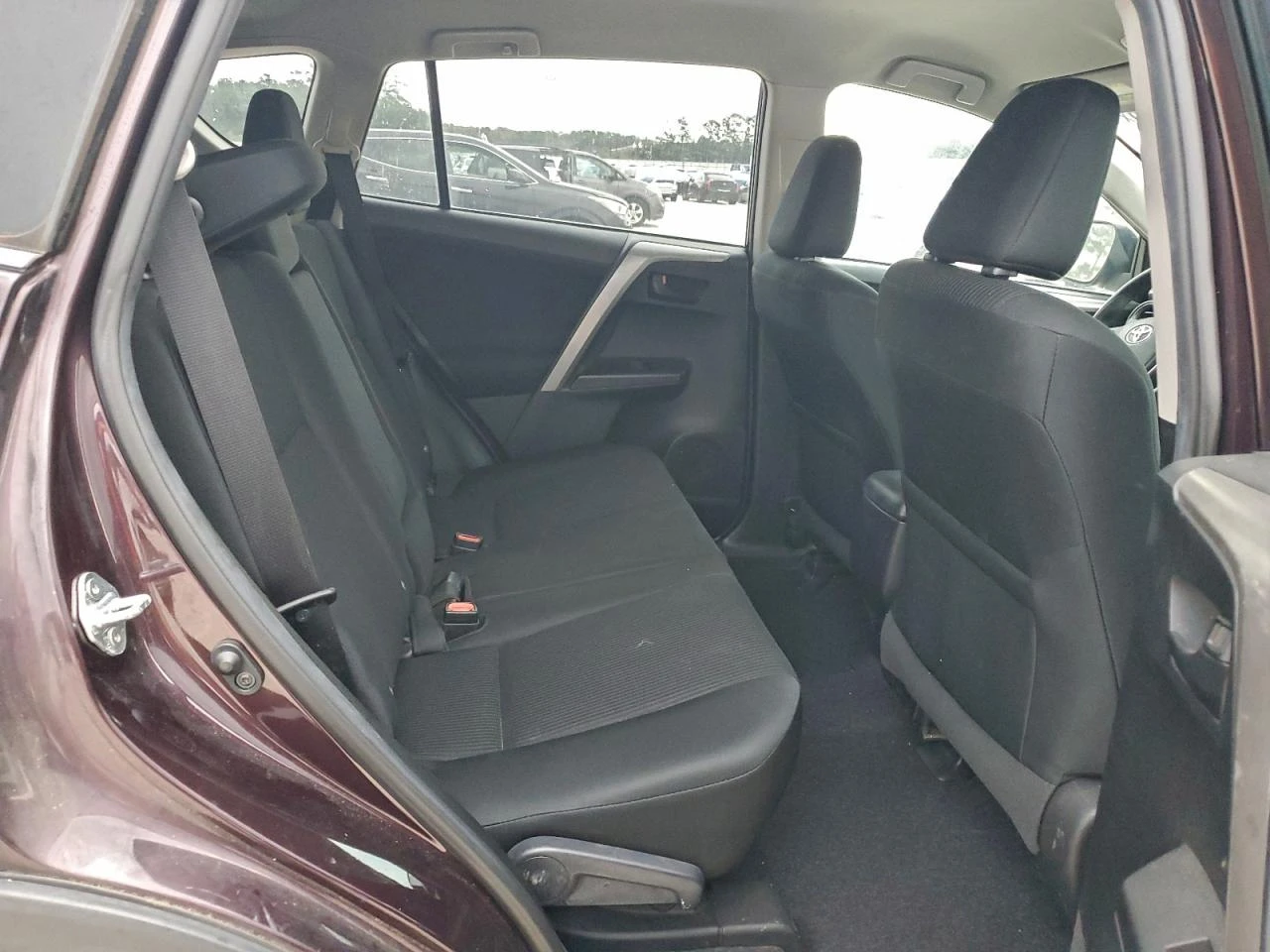 Toyota Rav4 2.5* ПЕРФЕКТНА* РЕАЛНИ КМ - изображение 10