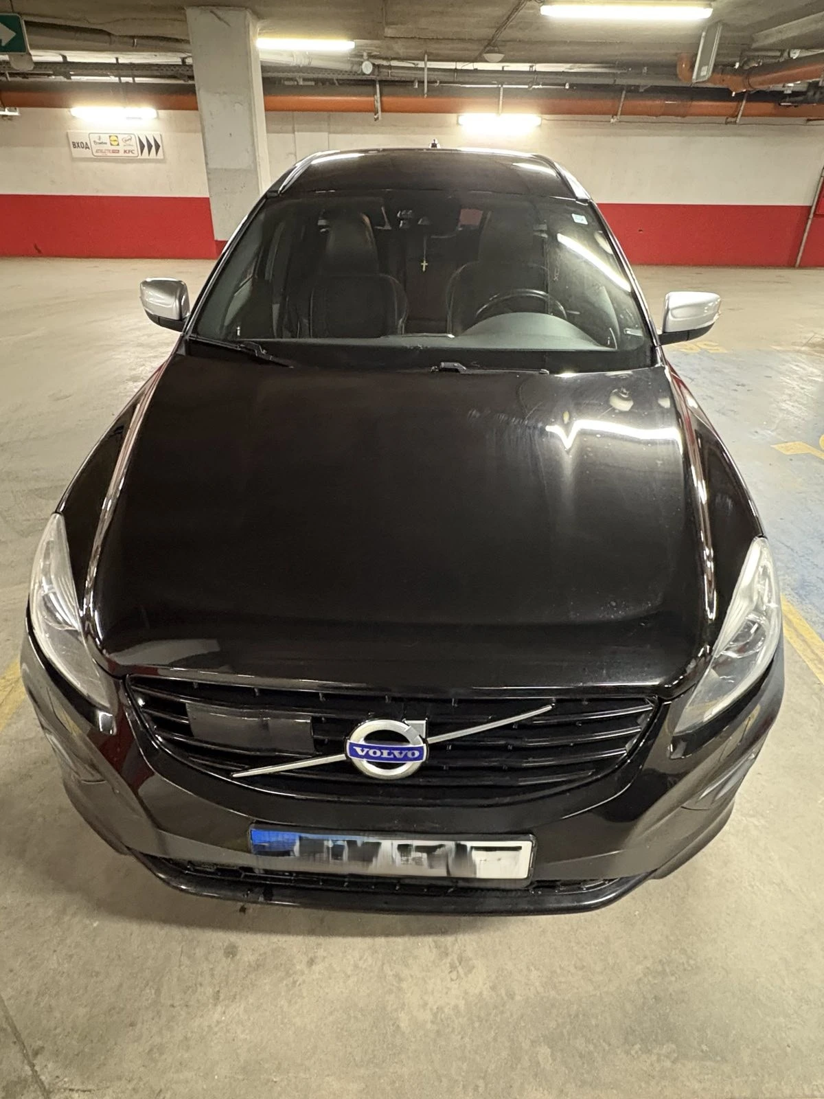 Volvo XC60 R Design - изображение 5