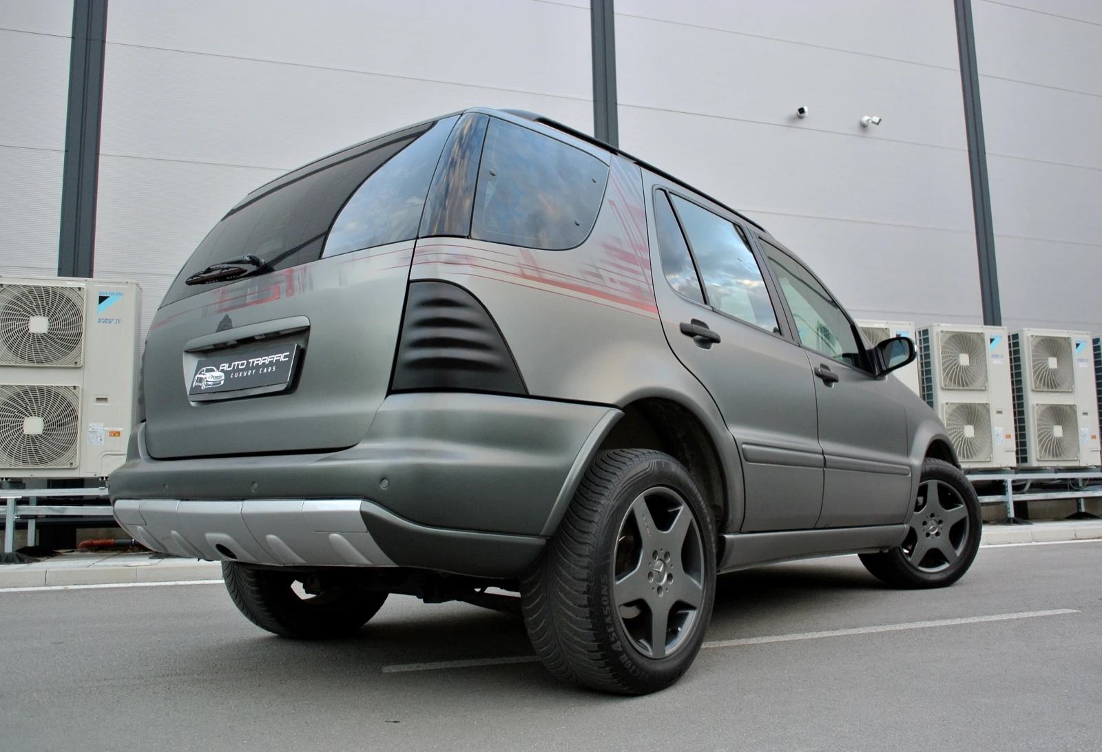 Mercedes-Benz ML 320 ГАЗ* AMG* NAVI* LOW RANGE(4х4), снимка 10 - Автомобили и джипове - 54805258
