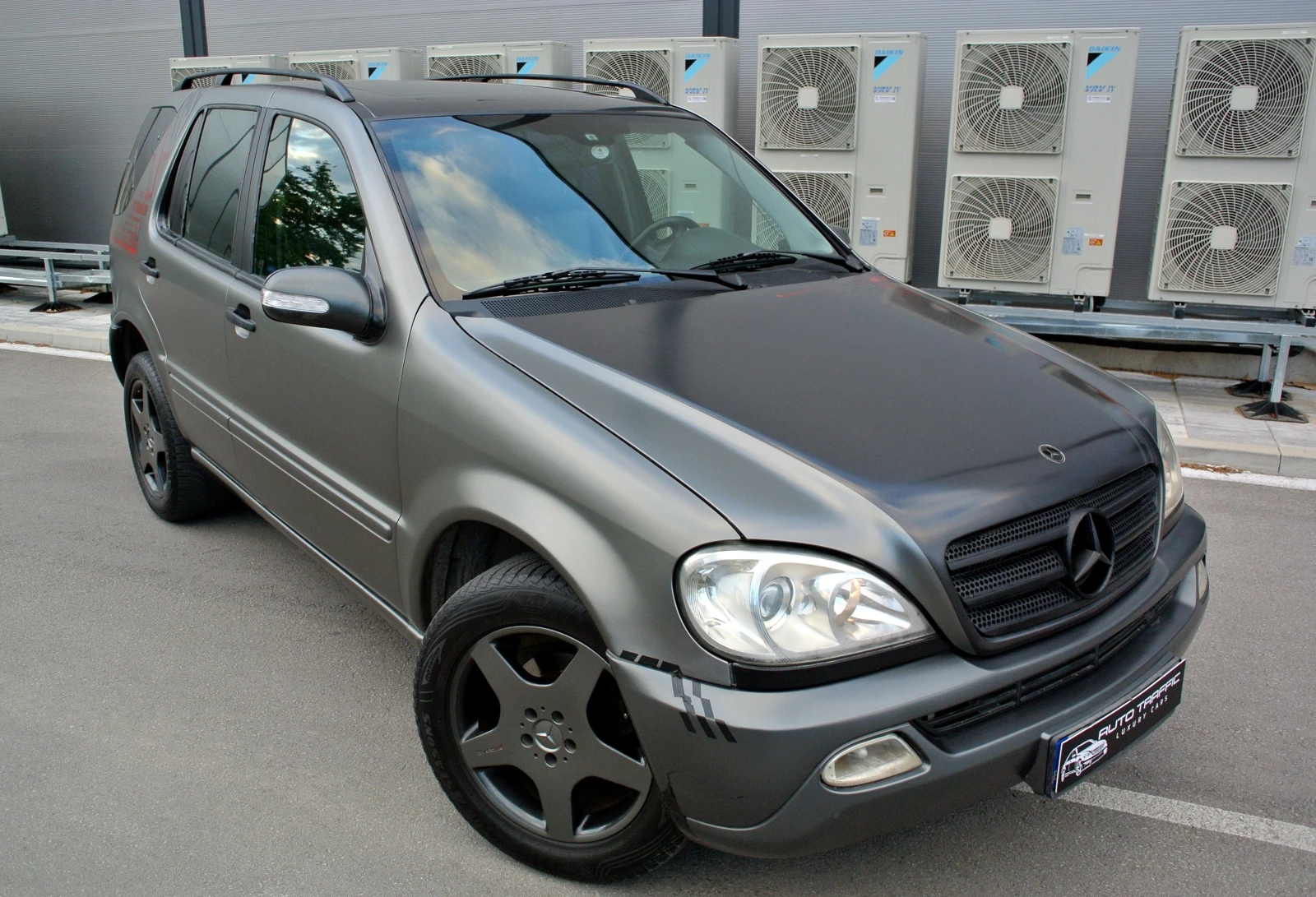 Mercedes-Benz ML 320 ГАЗ* AMG* NAVI* LOW RANGE(4х4), снимка 2 - Автомобили и джипове - 54805258