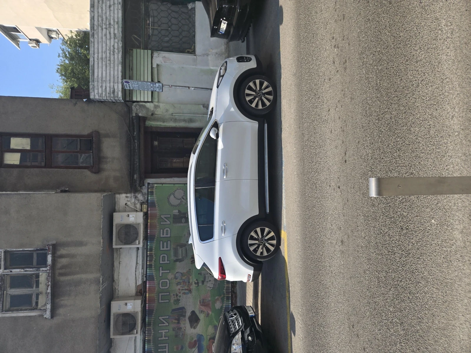 Kia Sportage 1, 7 CRDI, снимка 8 - Автомобили и джипове - 54928326