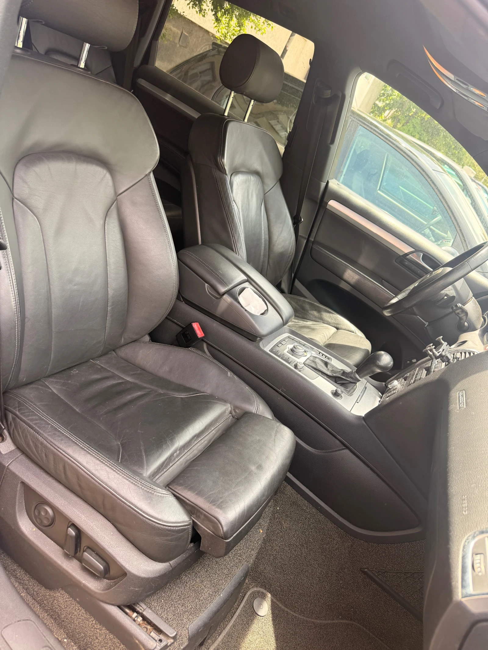 Audi Q7 4.2 Бензин, снимка 10 - Автомобили и джипове - 55950216