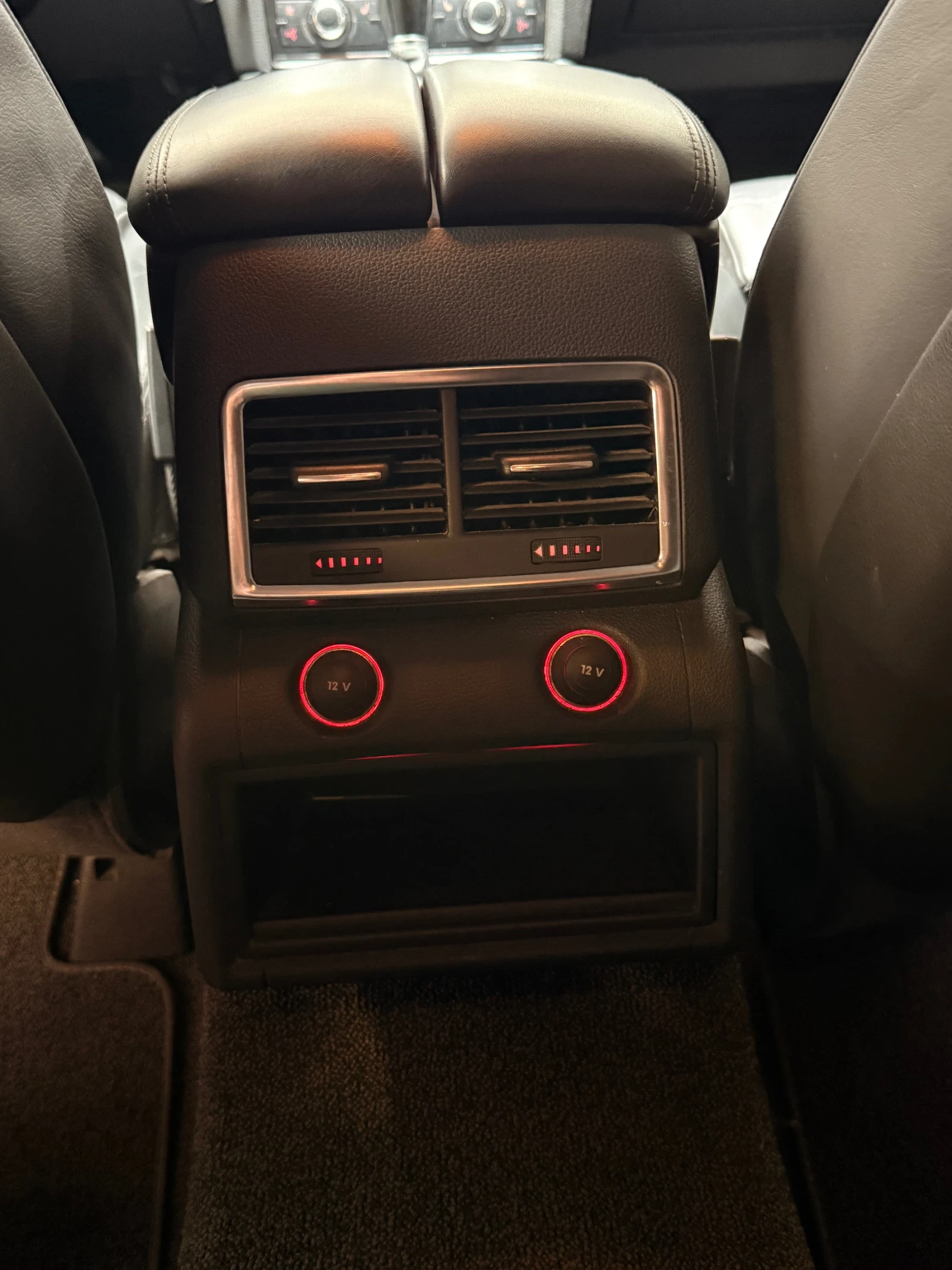 Audi Q7 4.2 Бензин, снимка 7 - Автомобили и джипове - 55950216