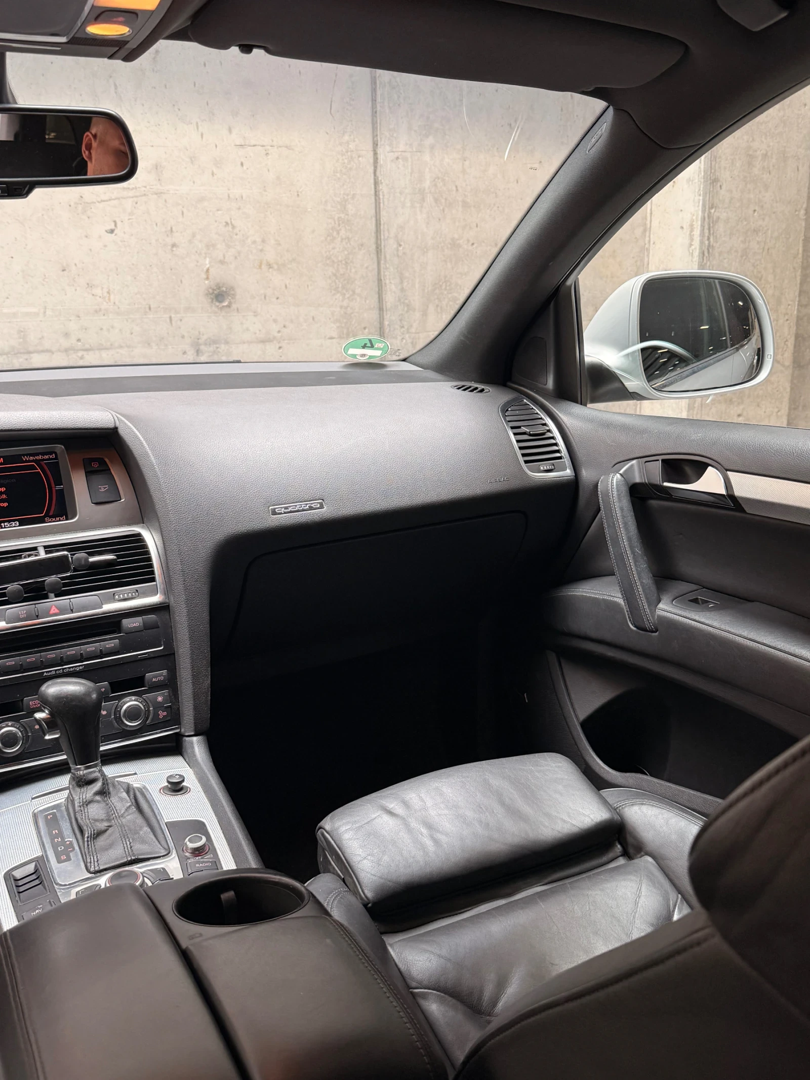 Audi Q7 4.2 Бензин, снимка 11 - Автомобили и джипове - 55950216