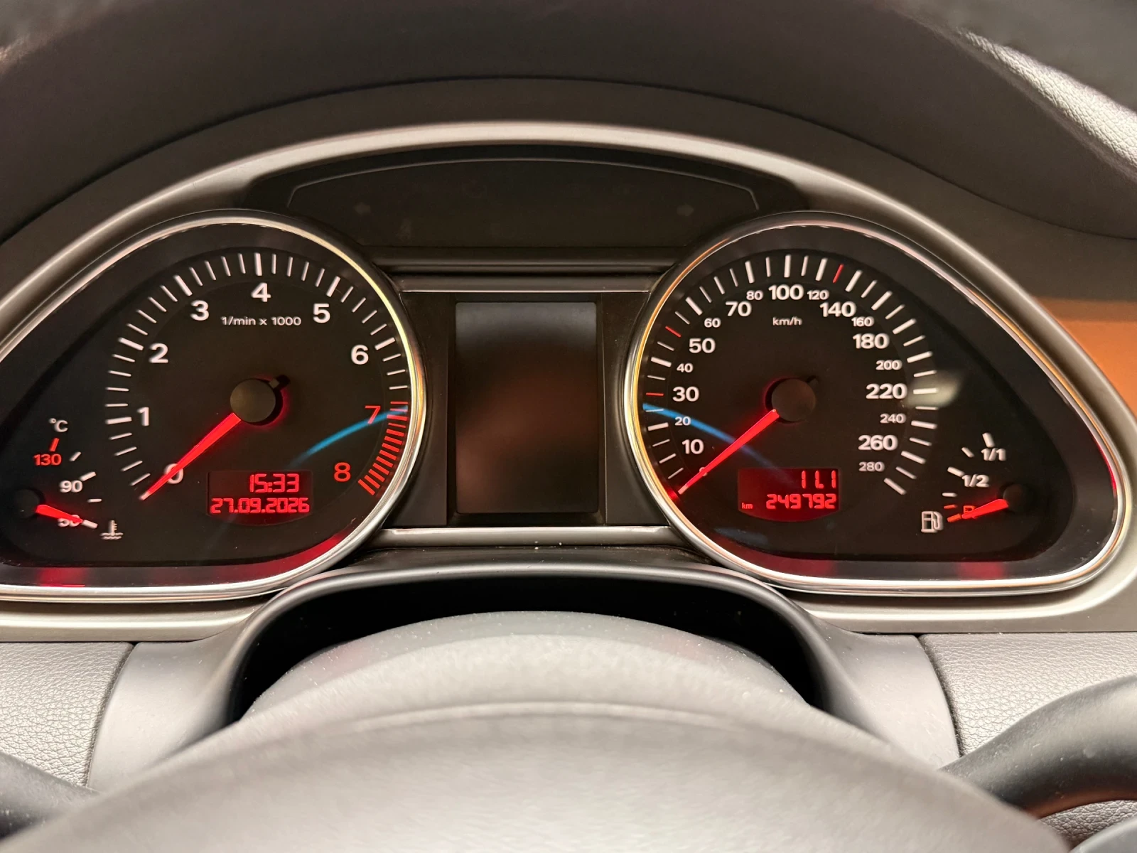 Audi Q7 4.2 Бензин, снимка 10 - Автомобили и джипове - 55950216