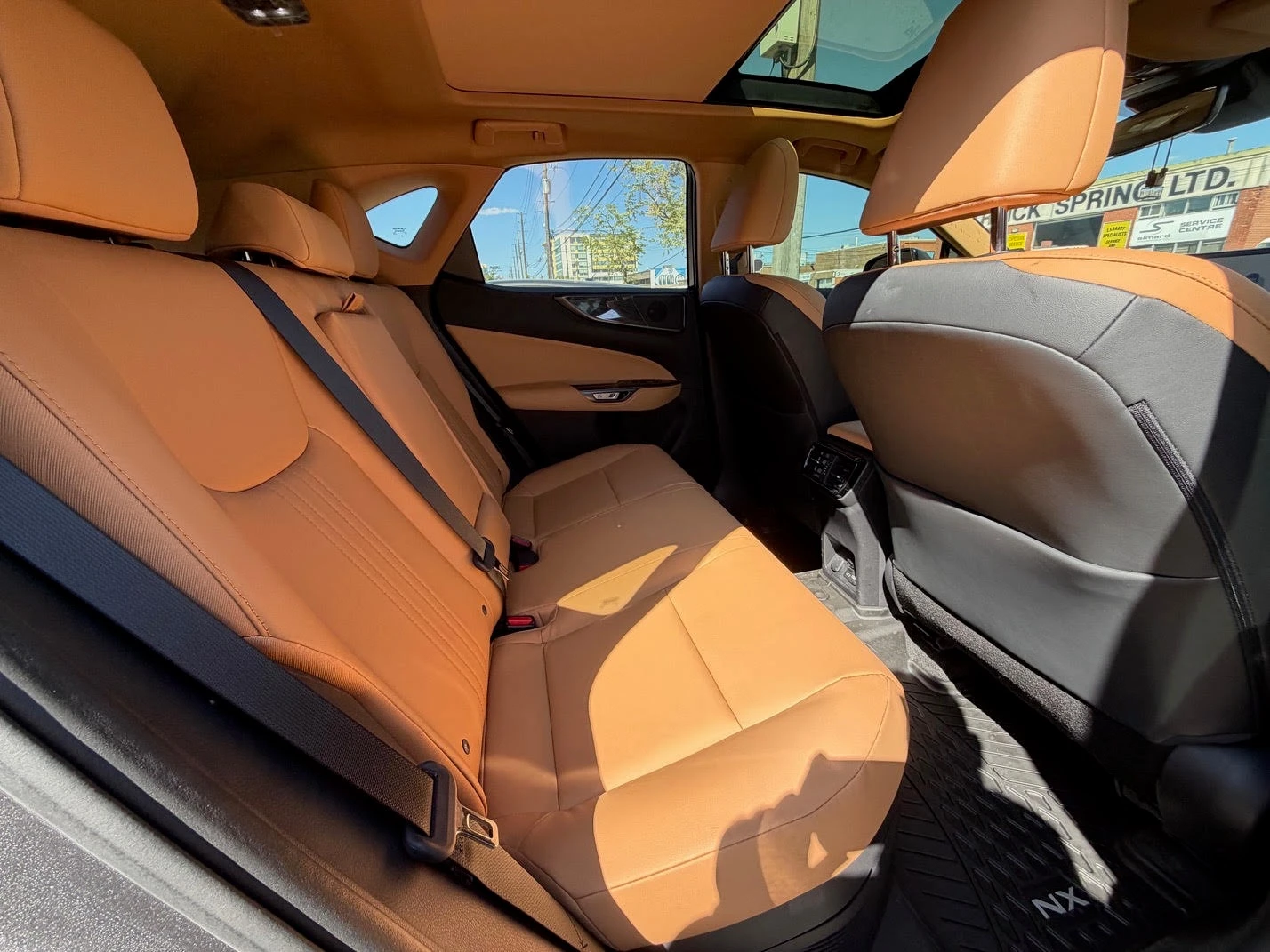 Lexus NX 350h  CARFAX / ���������� / ���� �� �������� | Mobile.bg � ����������� 12