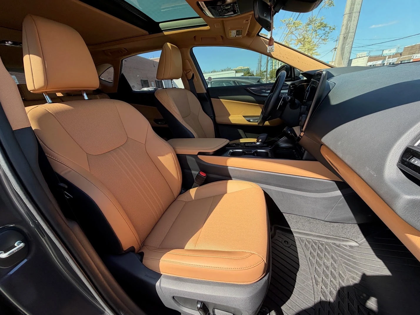 Lexus NX 350h  CARFAX / ���������� / ���� �� �������� | Mobile.bg � ����������� 14