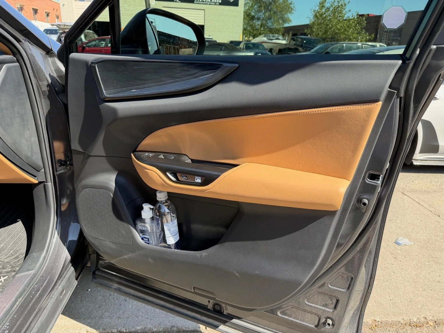 Lexus NX 350h  CARFAX / ���������� / ���� �� �������� | Mobile.bg � ����������� 13