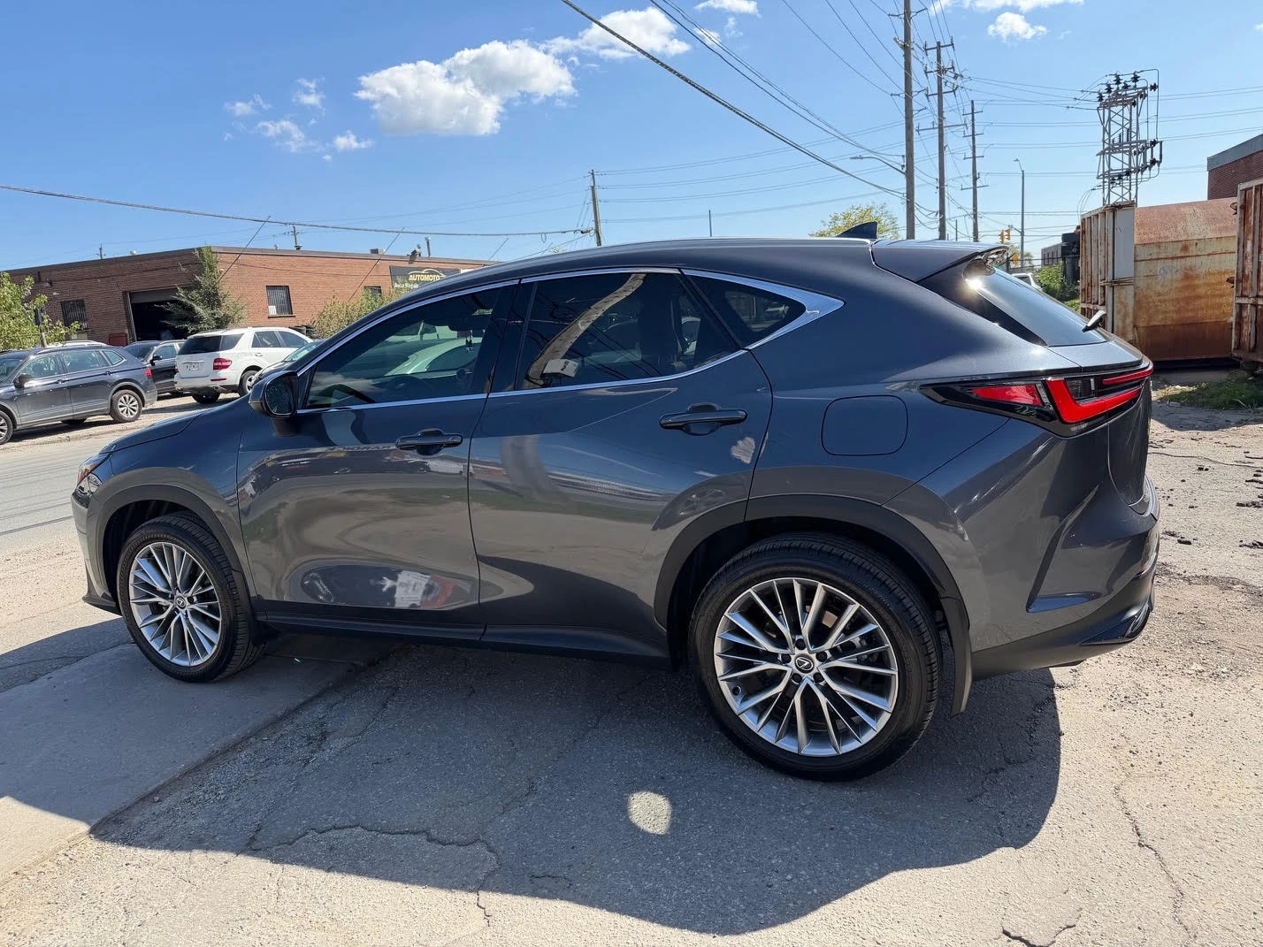 Lexus NX 350h  CARFAX / ���������� / ���� �� �������� | Mobile.bg � ����������� 2