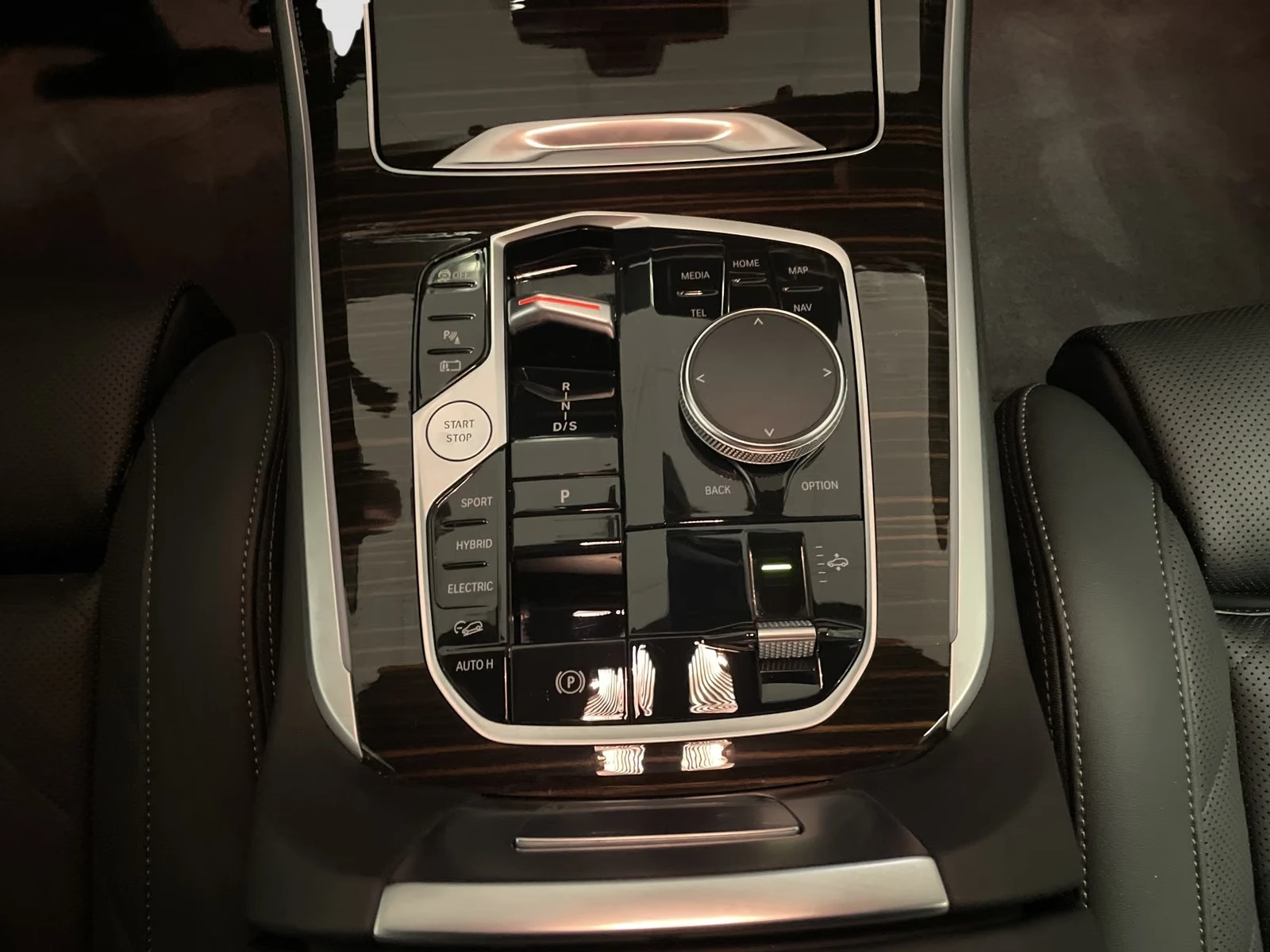 BMW X5 50e/xDrive/M-SPORT/ICONIC GLOW/HUD/360/PANO/ | Mobile.bg � ����������� 10