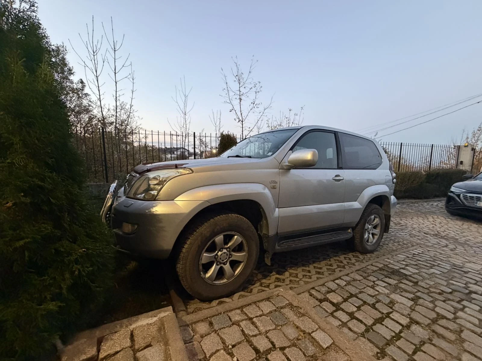 Toyota Land cruiser 120
