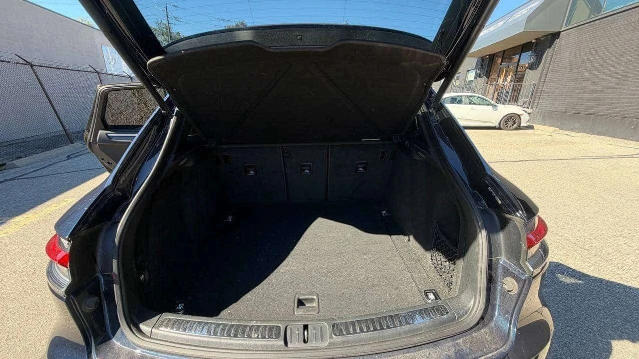 Porsche Macan, снимка 17 - Автомобили и джипове - 56688685
