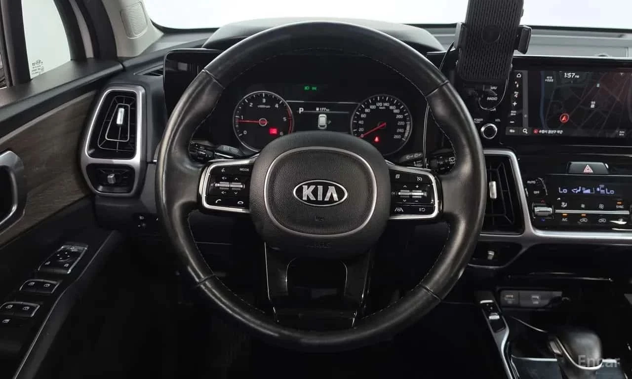 Kia Sorento, снимка 7 - Автомобили и джипове - 56689587