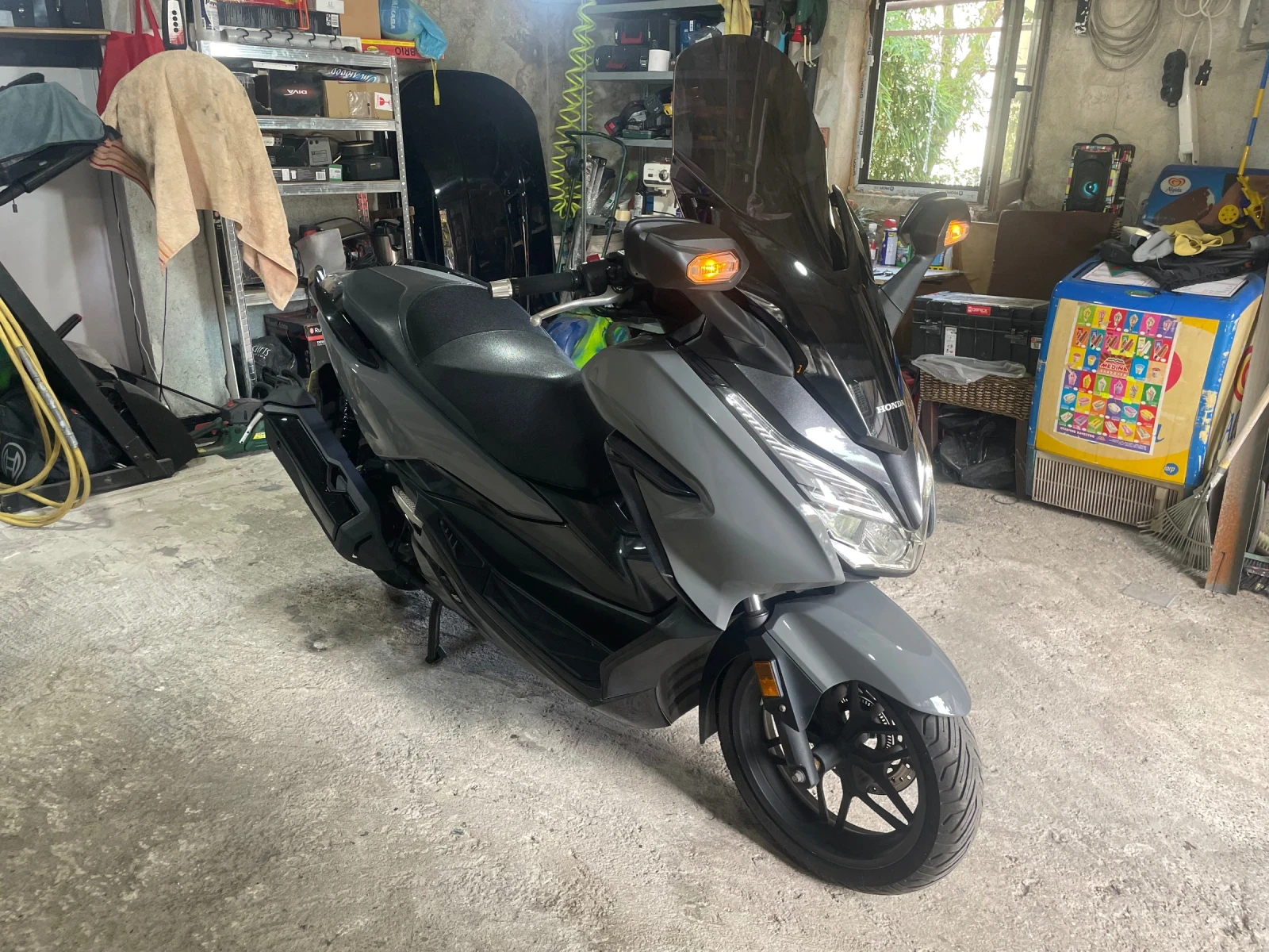 Honda Forza 300 - изображение 3