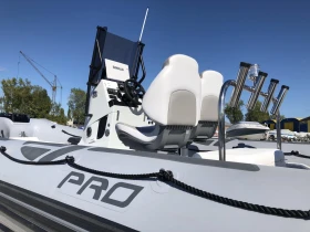 Надуваема лодка Zodiac Pro 5.5, снимка 14