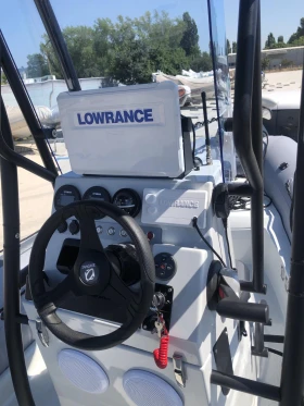 Надуваема лодка Zodiac Pro 5.5, снимка 13