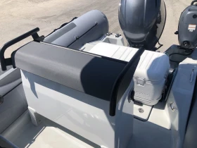 Надуваема лодка Zodiac Pro 5.5, снимка 11