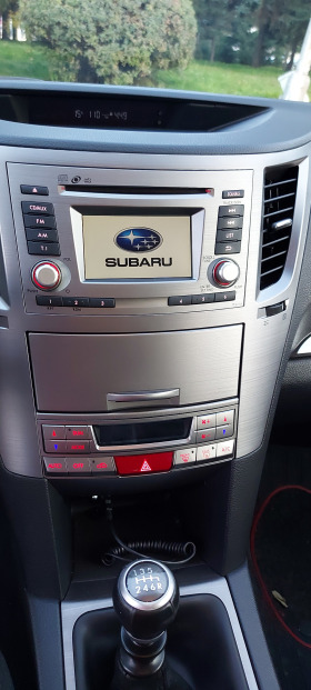 Subaru Outback, снимка 11 - Автомобили и джипове - 45838156