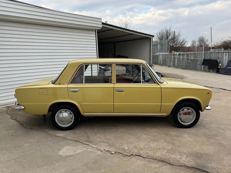 Lada 2101 1976 ТОП СЪСТОЯНИЕ , снимка 2 - Автомобили и джипове - 44781592