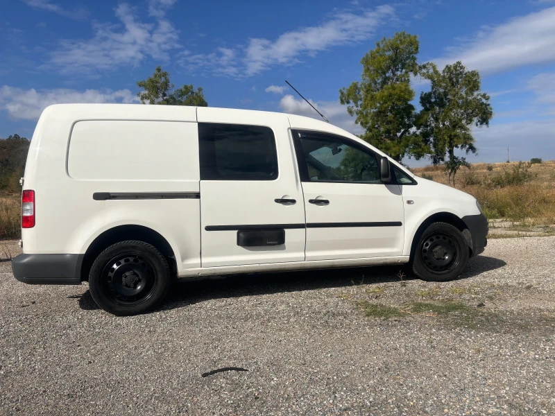 VW Caddy Maxi Метан, снимка 9 - Автомобили и джипове - 47116776