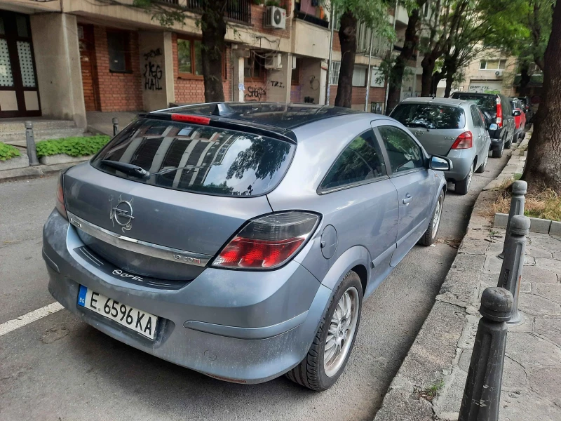 Opel Astra, снимка 3 - Автомобили и джипове - 47683685