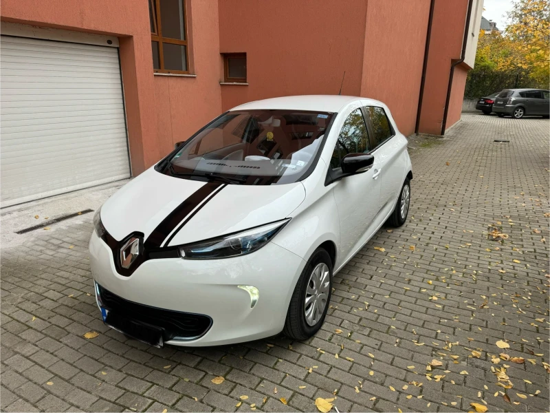 Renault Zoe, снимка 1 - Автомобили и джипове - 48005477