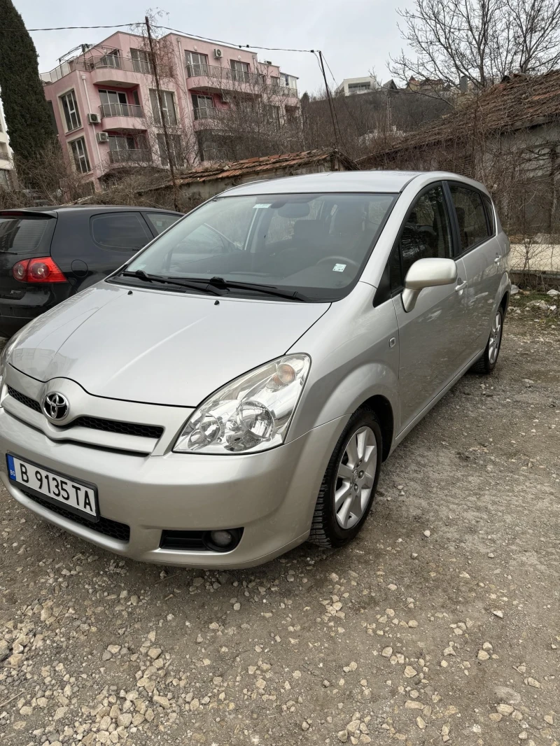 Toyota Corolla verso, снимка 2 - Автомобили и джипове - 49578290