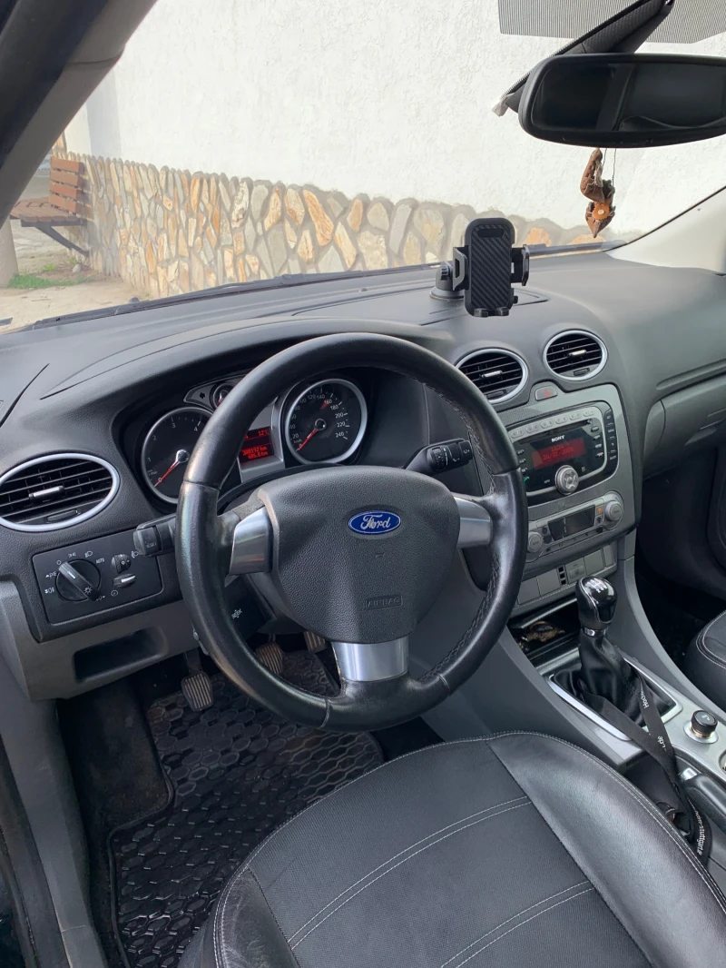 Ford Focus 1.6 TDCi, снимка 12 - Автомобили и джипове - 52691539