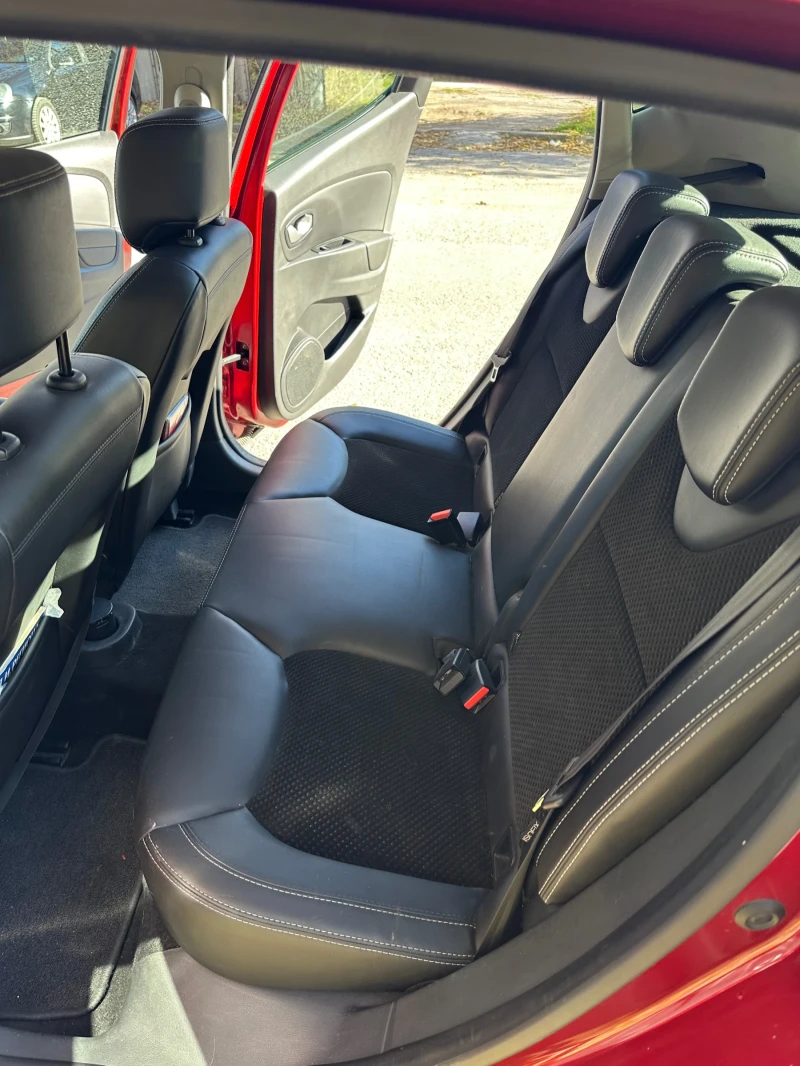 Renault Clio 900 кубика турбо, снимка 10 - Автомобили и джипове - 52708067