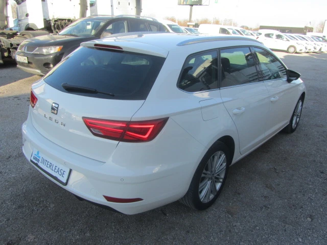 Seat Leon ST Xcellence, снимка 4 - Автомобили и джипове - 47437263