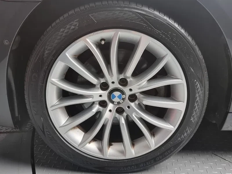 BMW 520, снимка 5 - Автомобили и джипове - 52810461