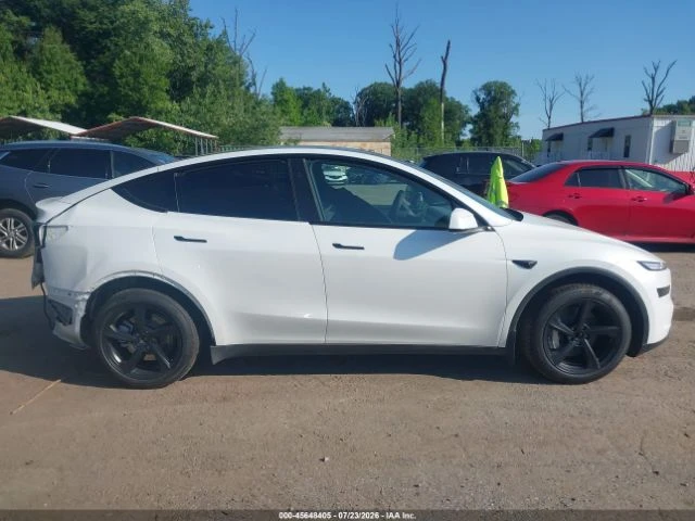 Tesla Model Y | ЦЕНА ДО БЪЛГАРИЯ | , снимка 12 - Автомобили и джипове - 56238336