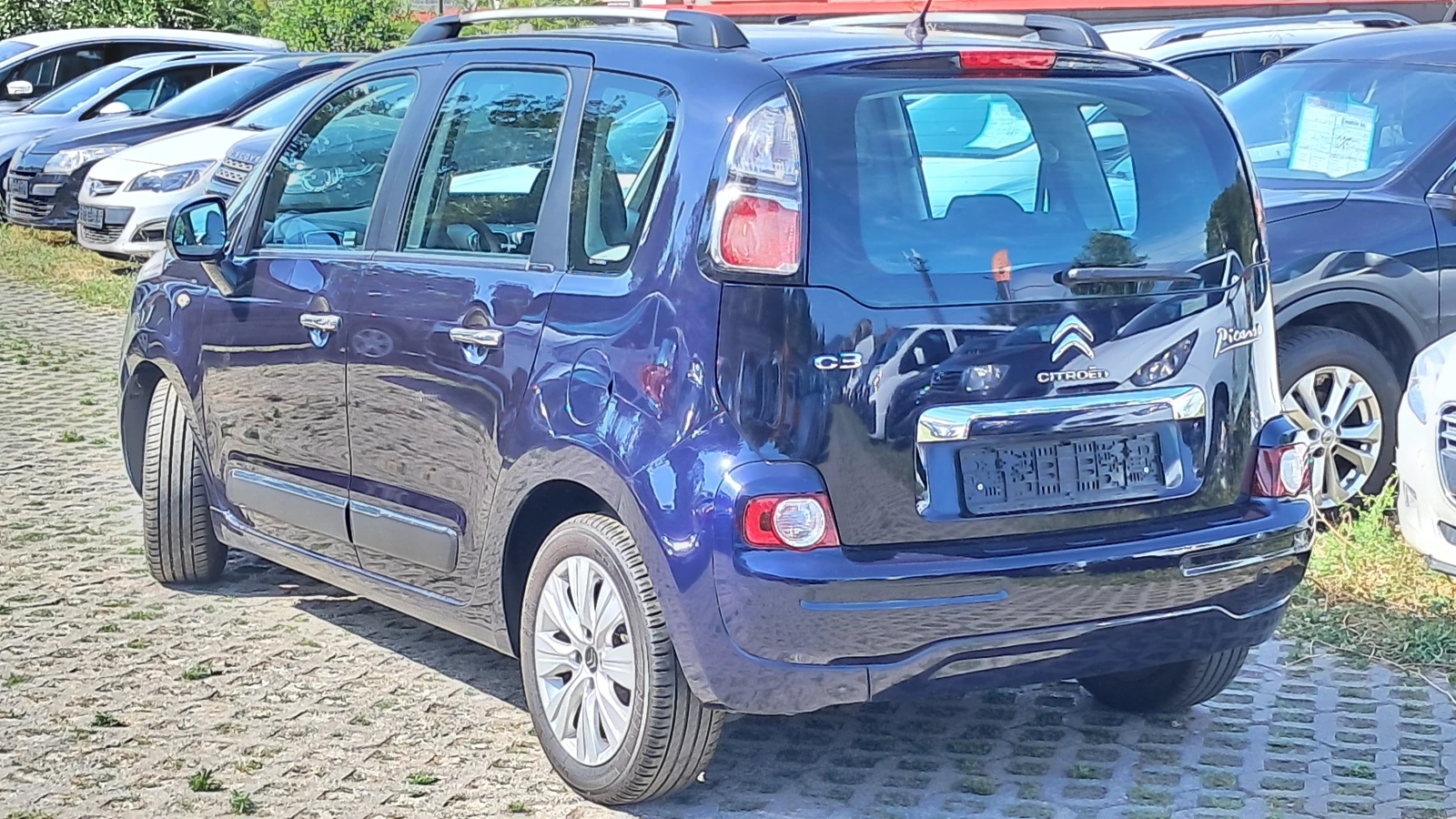 Citroen C3 Picasso EXCLUSIVE FULL РЕАЛ КМ ИЗКЛЮЧИТЕЛН СЕРВ КНИЖК 1.6D, снимка 4 - Автомобили и джипове - 1628209