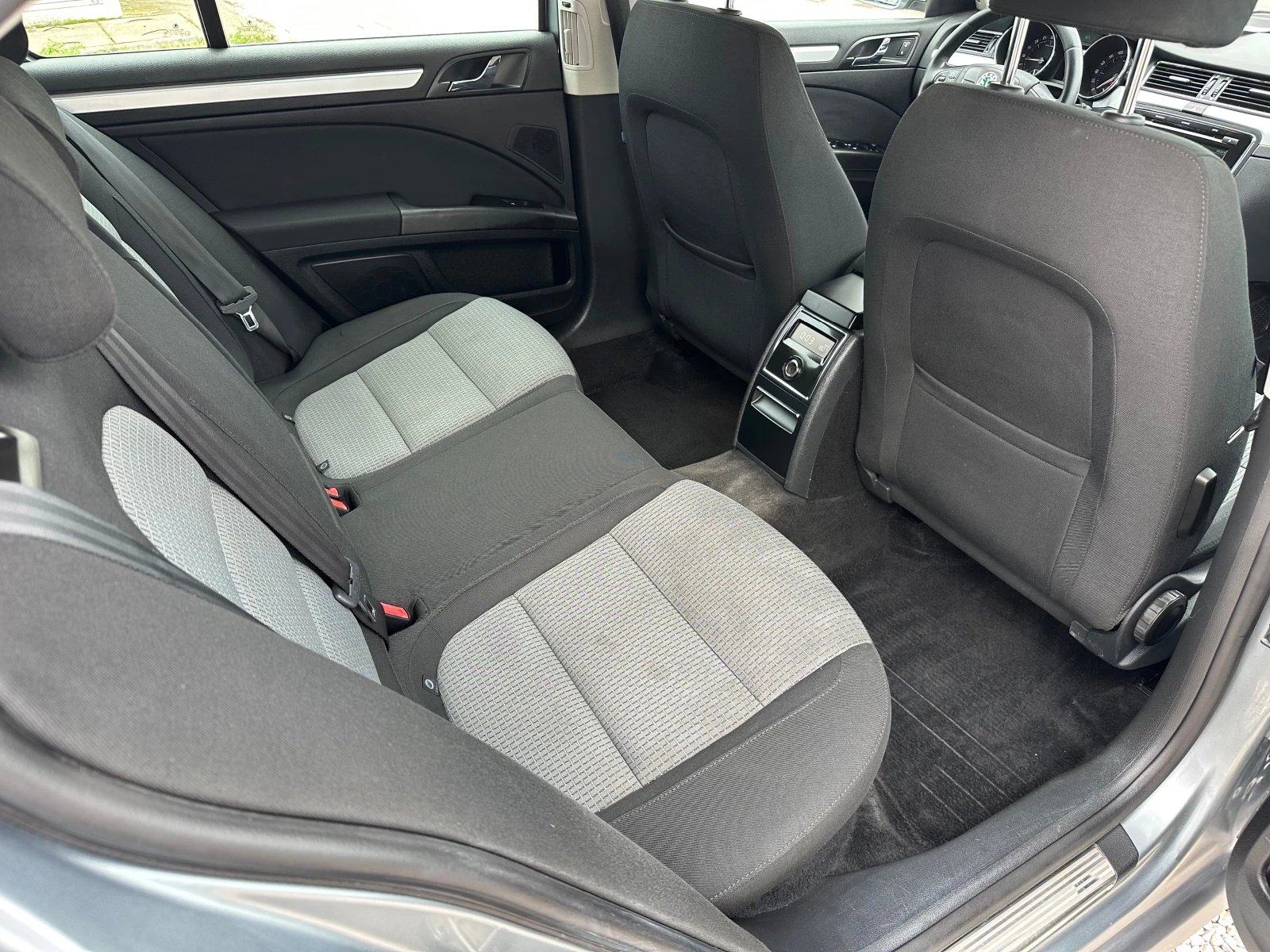 Skoda Superb 1.9TDI - изображение 10