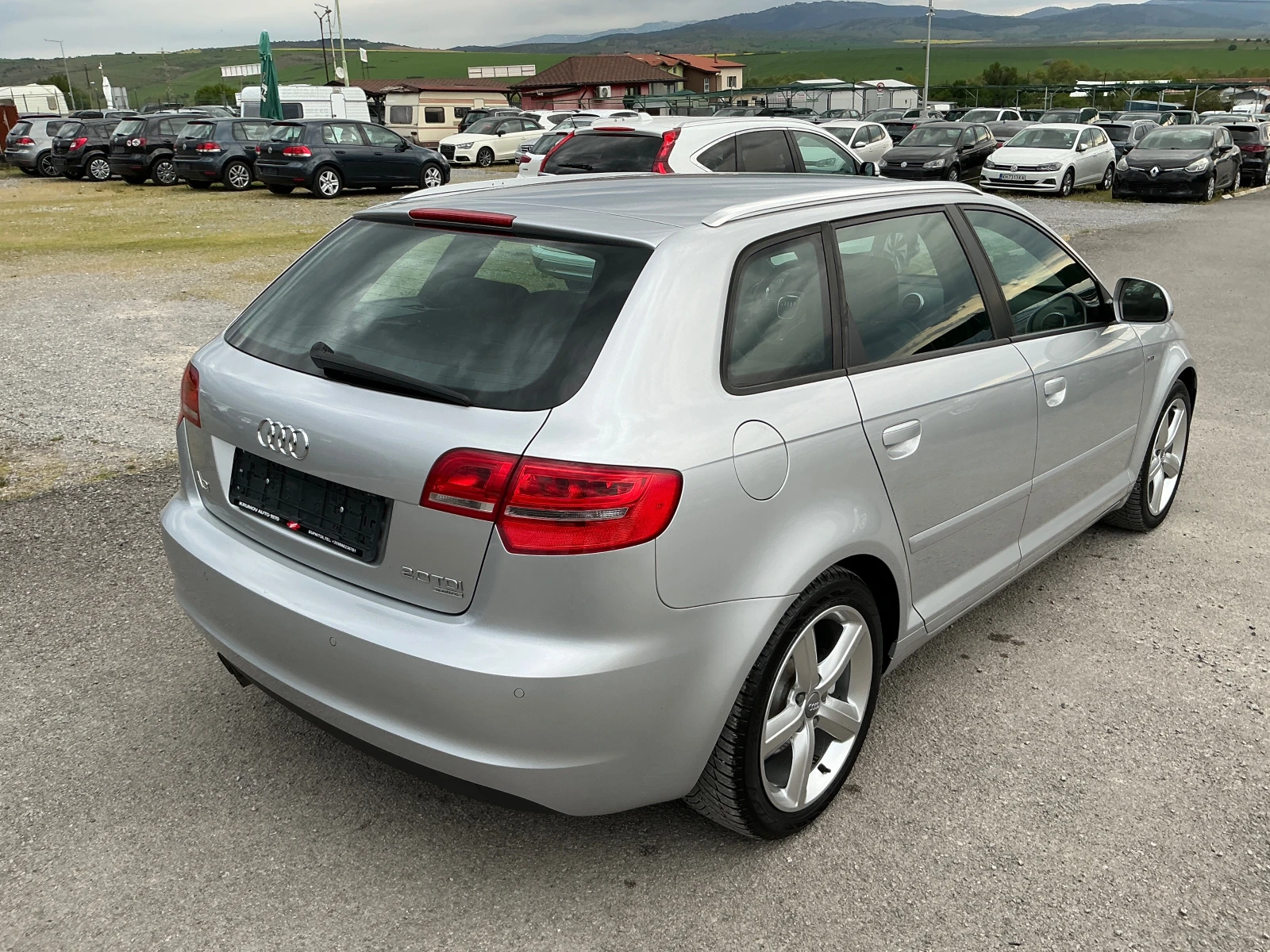 Audi A3 2.0 TDI S- Line - изображение 8