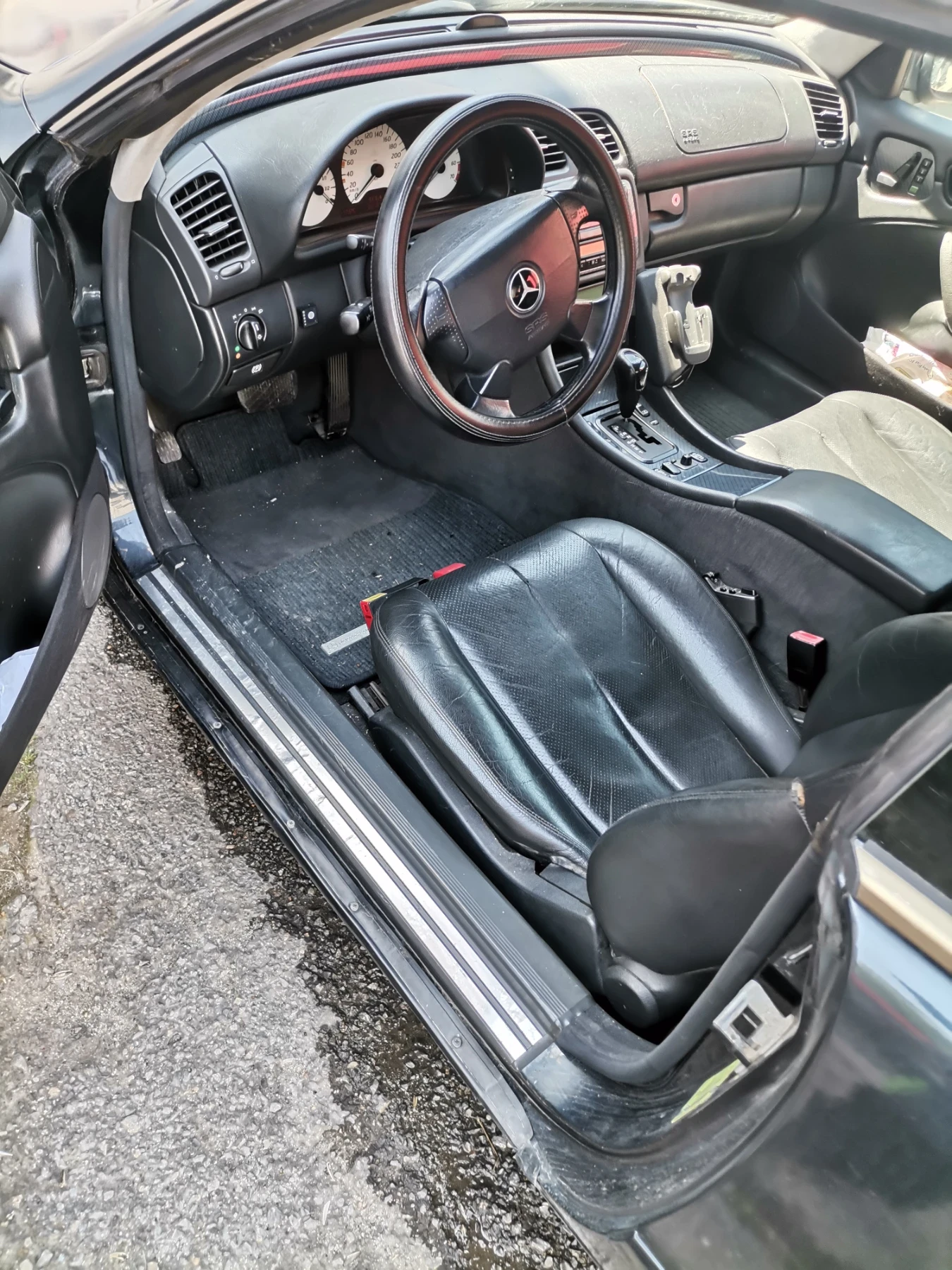 Mercedes-Benz CLK 320 - изображение 9