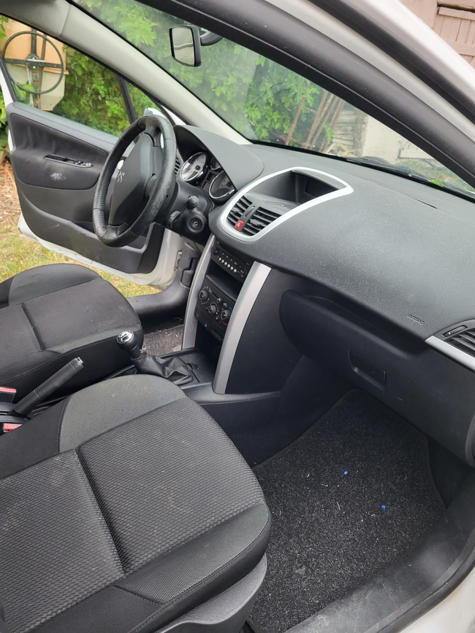 Peugeot 207  - изображение 4