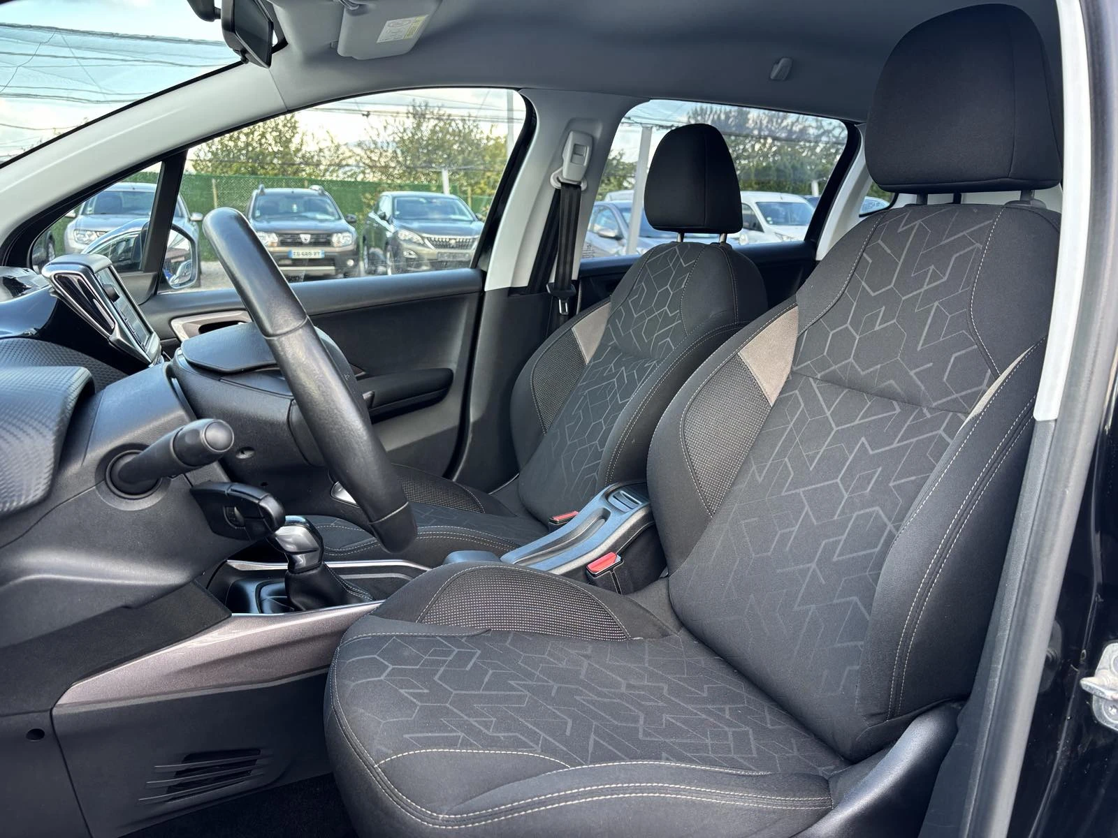 Peugeot 2008 1.2, Euro 6, Нов Внос France - изображение 10
