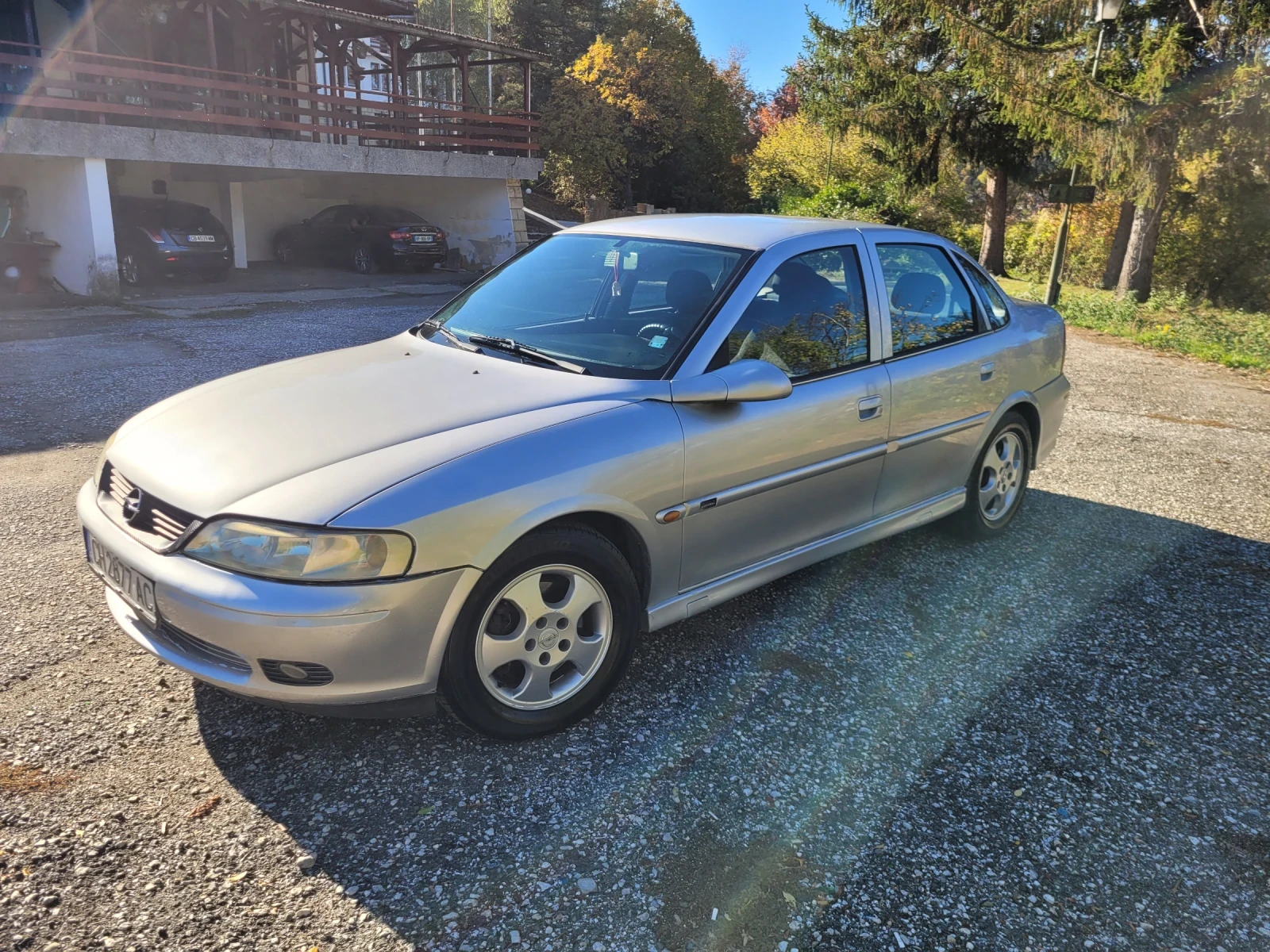Opel Vectra 1.6 - изображение 3